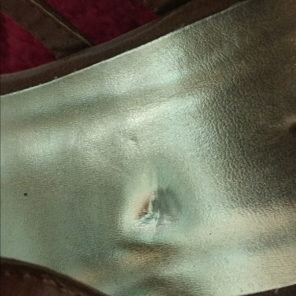 Cherkee Gold+Brown Heals - Picture 4 of 4